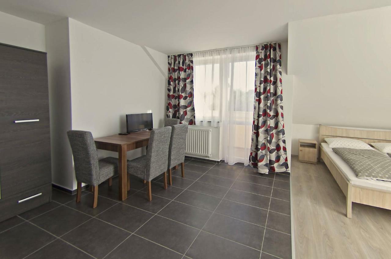Apartman 25 Sopron Exterior foto